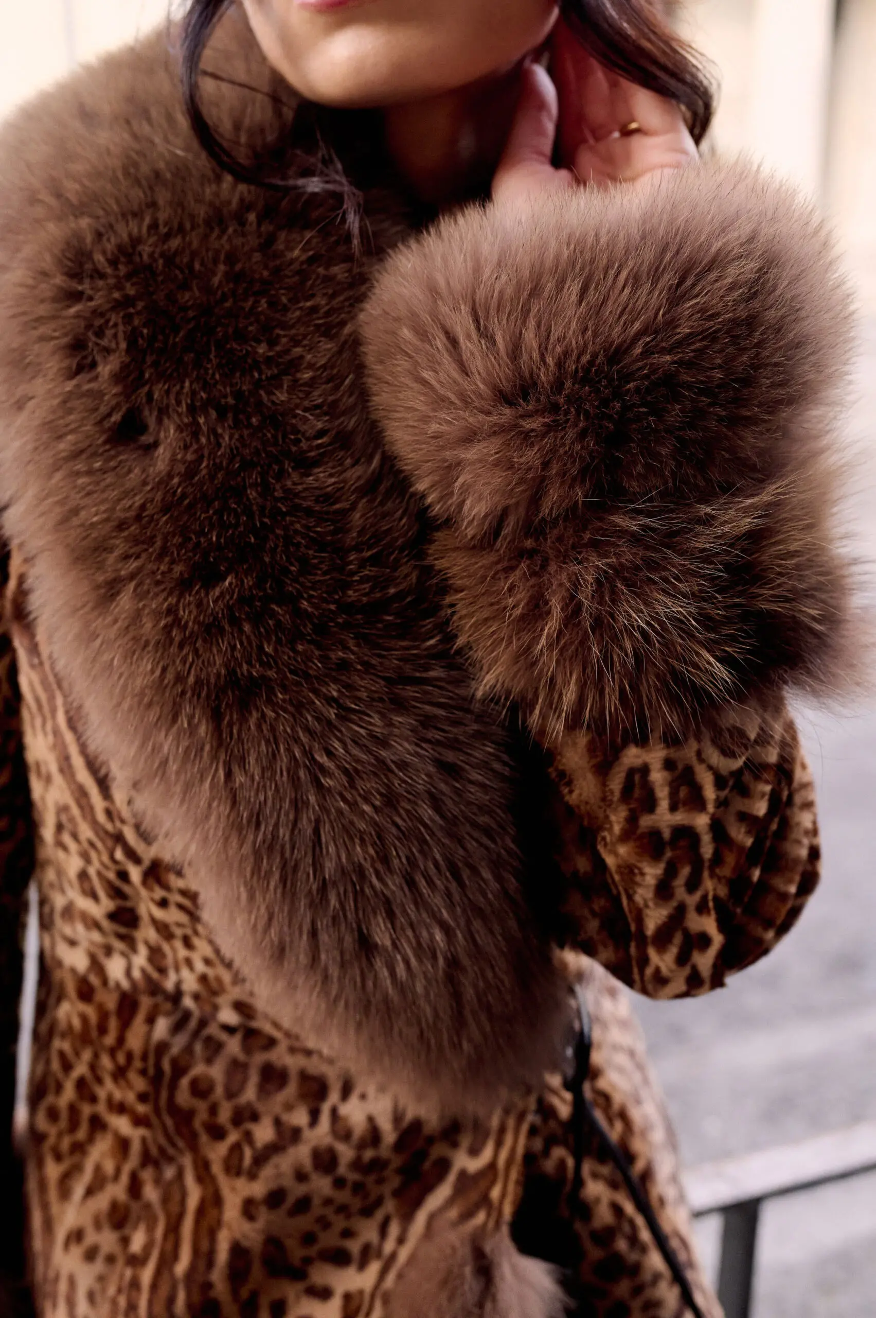 Γούνινο μπουφάν αλεπούς με animal print - Image 3