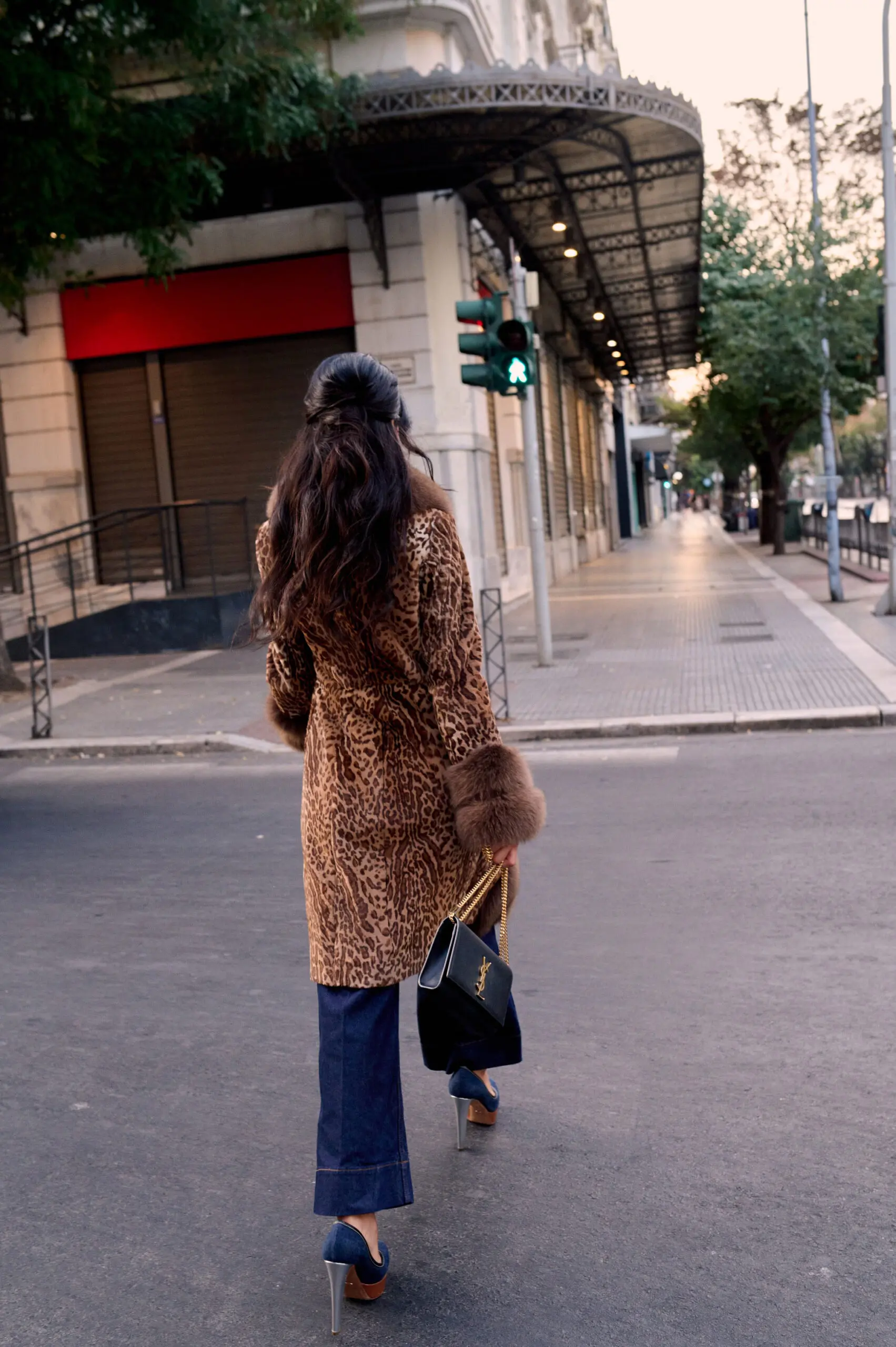 Γούνινο μπουφάν αλεπούς με animal print - Image 4