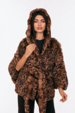Ετόλ από γούνα Rex κουνελιού με animal print και ζώνη, με κουκούλα. - Image 4