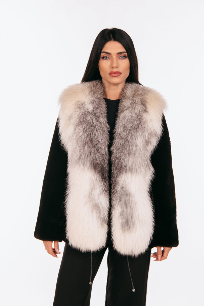 BLACK AND SILVER MINK AND FOX - Image 1