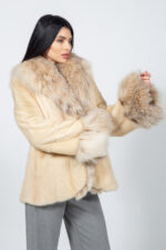 Κρεμ μπουφάν από βιζόν και γούνα αλεπούς - Image 2