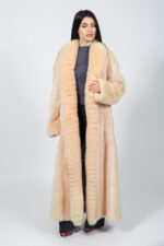 ΜΑΚΡΥ ΚΡΕΜ ΠΑΛΤΟ ΜΕ ΓΟΥΝΑ ΒΙΖΟΝ