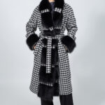 ΜΑΚΡΥ ΑΣΠΡΟΜΑΥΡΟ ΠΑΛΤΟ ΜΕ ΓΟΥΝΑ ΑΛΕΠΟΥΣ