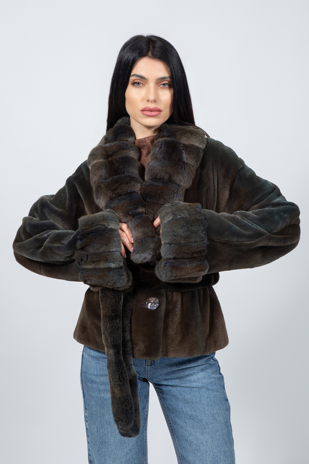 Posh-262 Μπουφάν από γνήσια γούνα βιζόν σε γραφίτη απόχρωση, με ζώνη. - Image 1