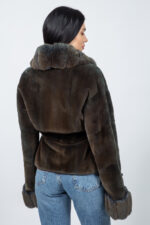 Μπουφάν από γνήσια γούνα βιζόν σε γραφίτη απόχρωση, με ζώνη. - Image 3