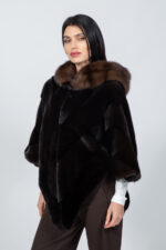 Καφέ μπουφάν από γνήσια γούνα βιζόν με κουκούλα. - Image 2