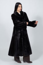 Μακρύ καφέ μπουφάν από γούνα βιζόν. - Image 3